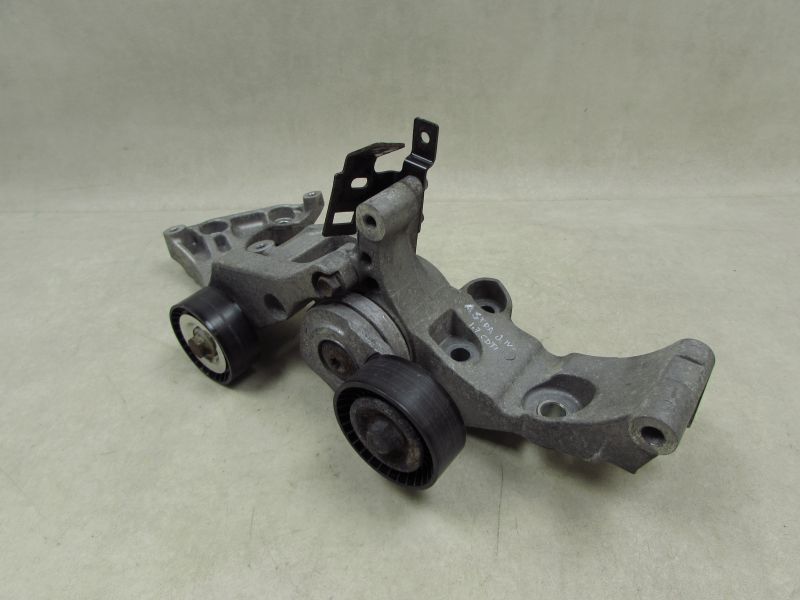 OPEL ASTRA J IV 1.7 CDTI 09-15 ŁAPA PODPORA NAPINACZ 55565570
