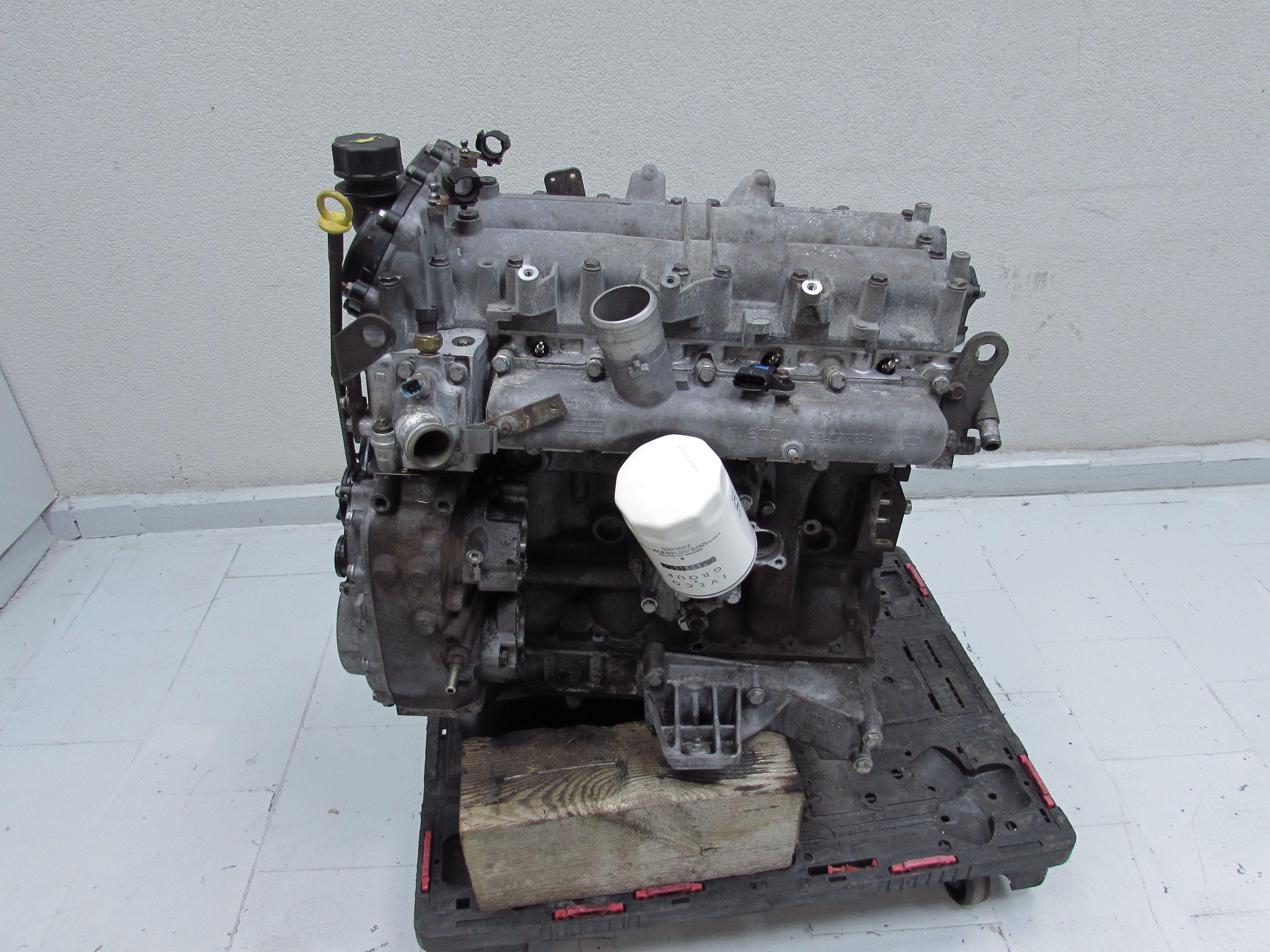 IVECO DAILY 3.0 HPI SILNIK SLUPEK F1CE0481A EURO 4 283tkm IVECO DAILY 3.0 HPI SILNIK SLUPEK F1CE0481A EURO 4 283tkm