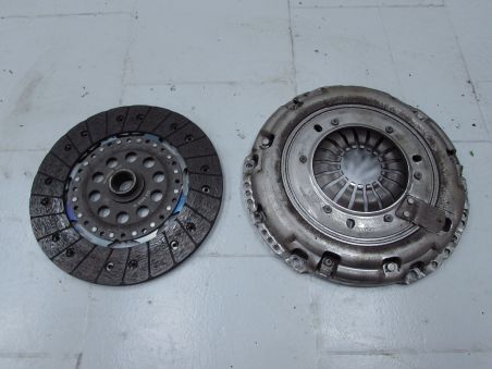VOLVO S60 II V60 XC 2.0 D3 06- TARCZA SPRZEGLA DOCISK 324082810 9mm