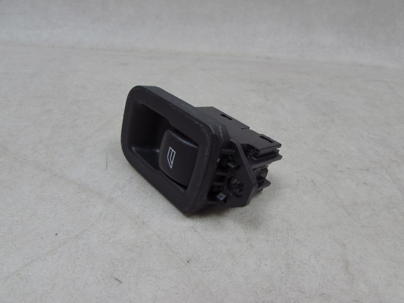VOLVO S60 II V60 XC60 10- PRZELACZNIK PANEL PRZYCISK SZYB TYL 31272013