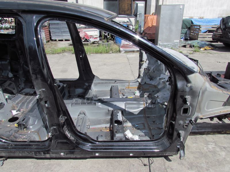 VOLVO XC60 08-17 CWIARTKA PROG SLUPEK CIETY PRAWY 452-46