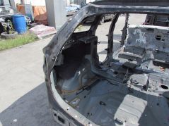 VOLVO XC60 08-17 CWIARTKA PODLUZNICA BLOTNIK CIETY LEWY 452-46 POMORSKIE