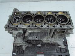 VOLVO V60 S60 XC60 S40 V50 C70 10-13  2.0 D3/D4 BLOK SILNIKA WAL TLOKI D5204T2