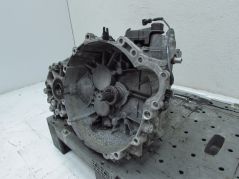 VOLVO XC60 2.0 D3/D4 08-17 SKRZYNIA BIEGOW MANUALNA BG9R-7002-PA