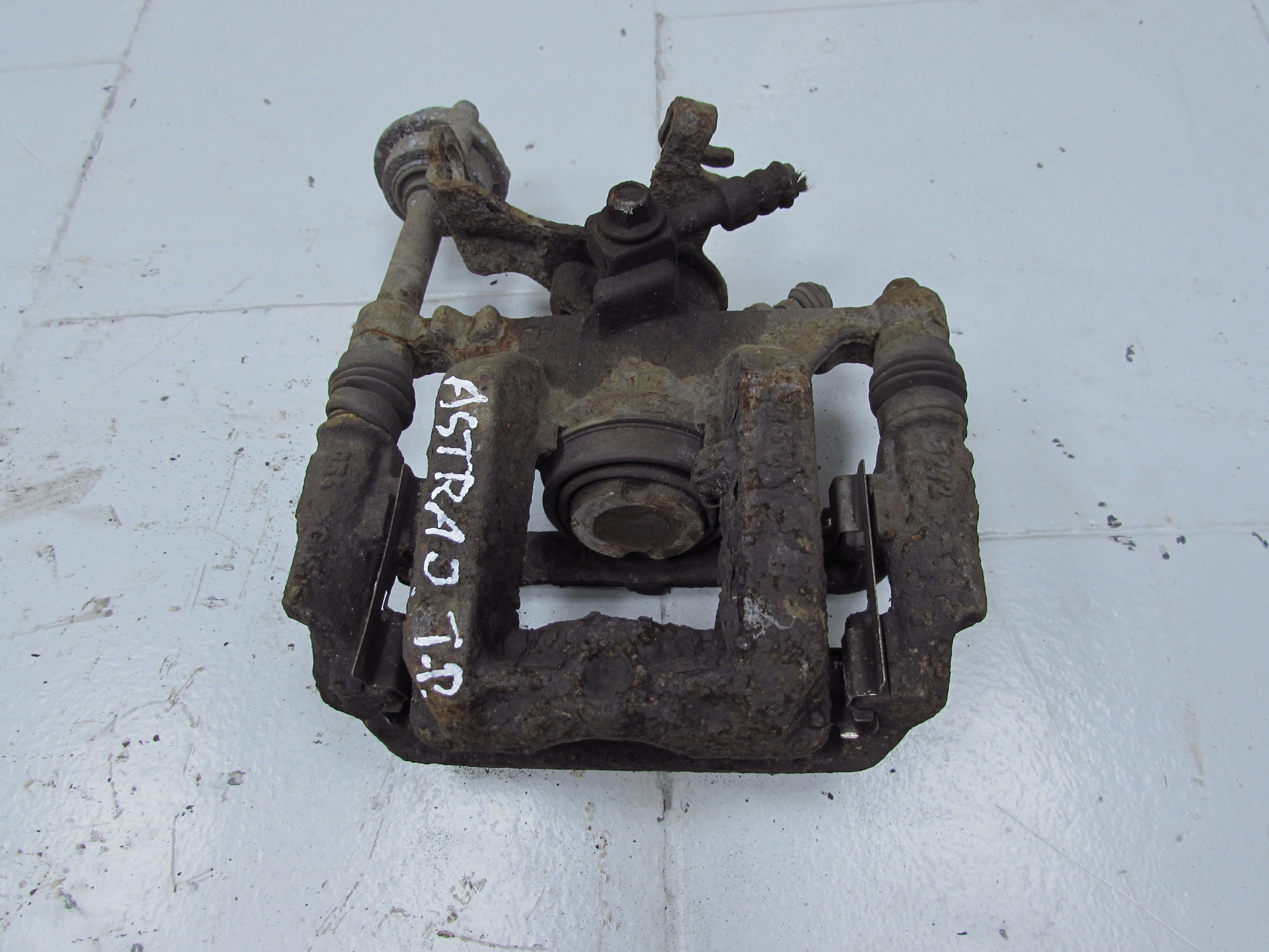 OPEL ASTRA J IV 09-15 ZACISK HAMULCOWY TYL PRAWY