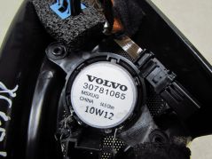 VOLVO XC60 08-16 OSLONA TROJAKT GLOSNIK WYSOKOTONOWY LEWY BLIS 30781065