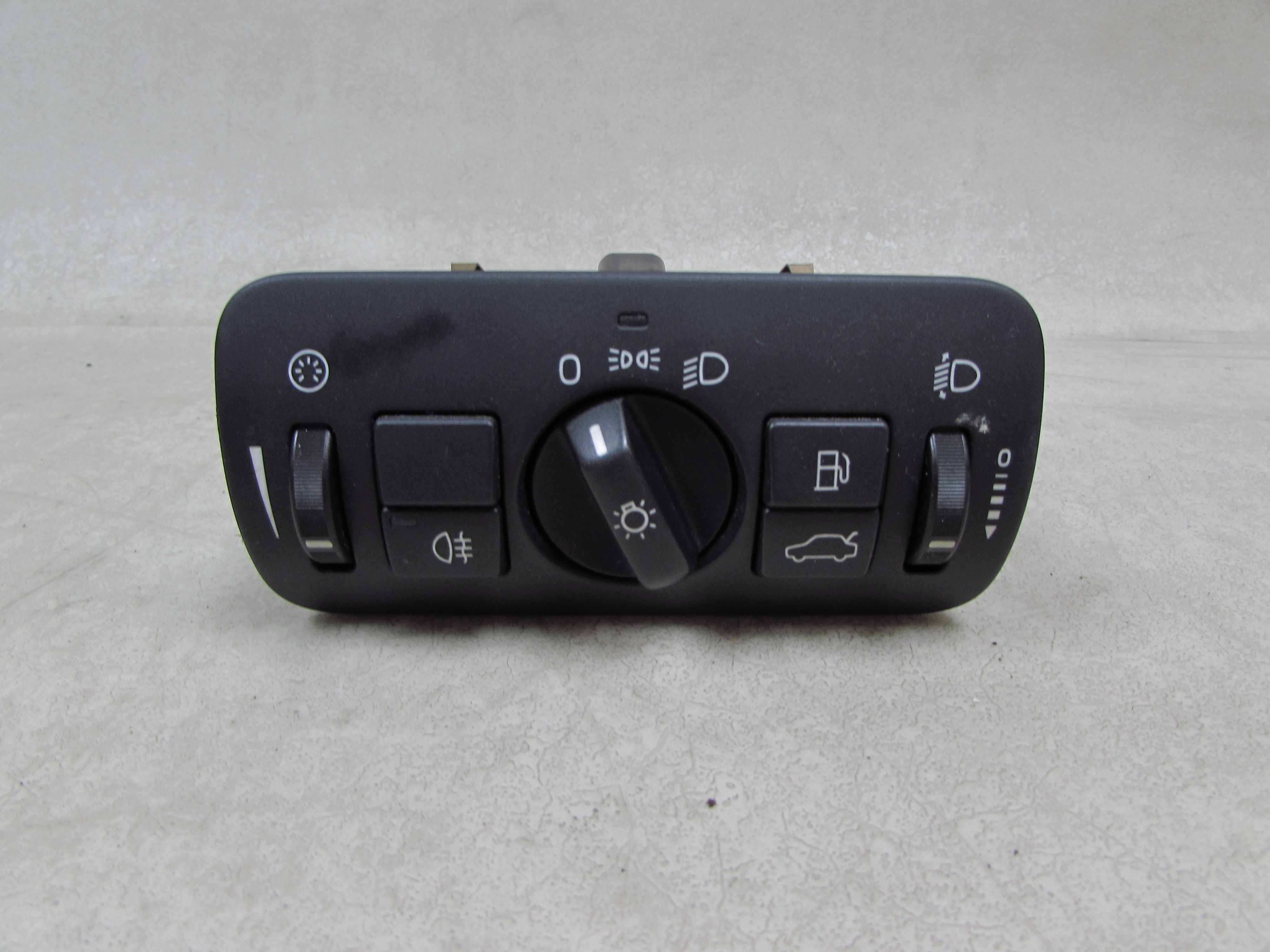 VOLVO XC60 V60 S60 II V70 II S80 08-17 PANEL PRZELACZNIK SWIATEL 30739413