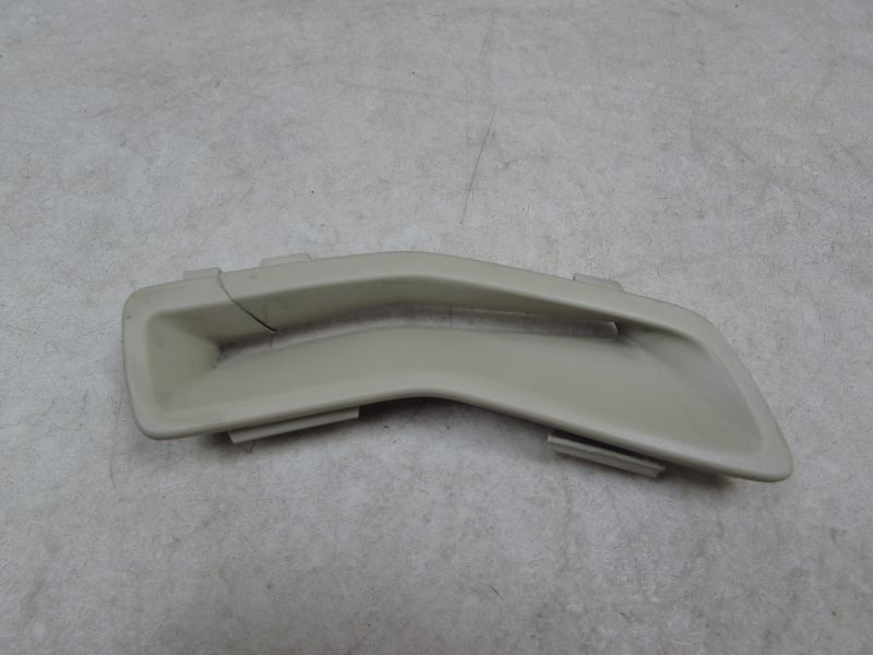 VOLVO XC60 08-17 OSLONA PROWADNICA PASA PRAWA PRZOD 01287357