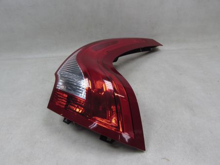 VOLVO XC60 08-17 LAMPA TYL PRAWA 89504241
