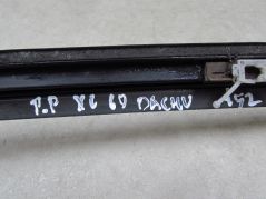VOLVO XC60 08-07 LISTWA USZCZELKA ZASLEPKA DACHOWA DACHU PRAWA 452-26