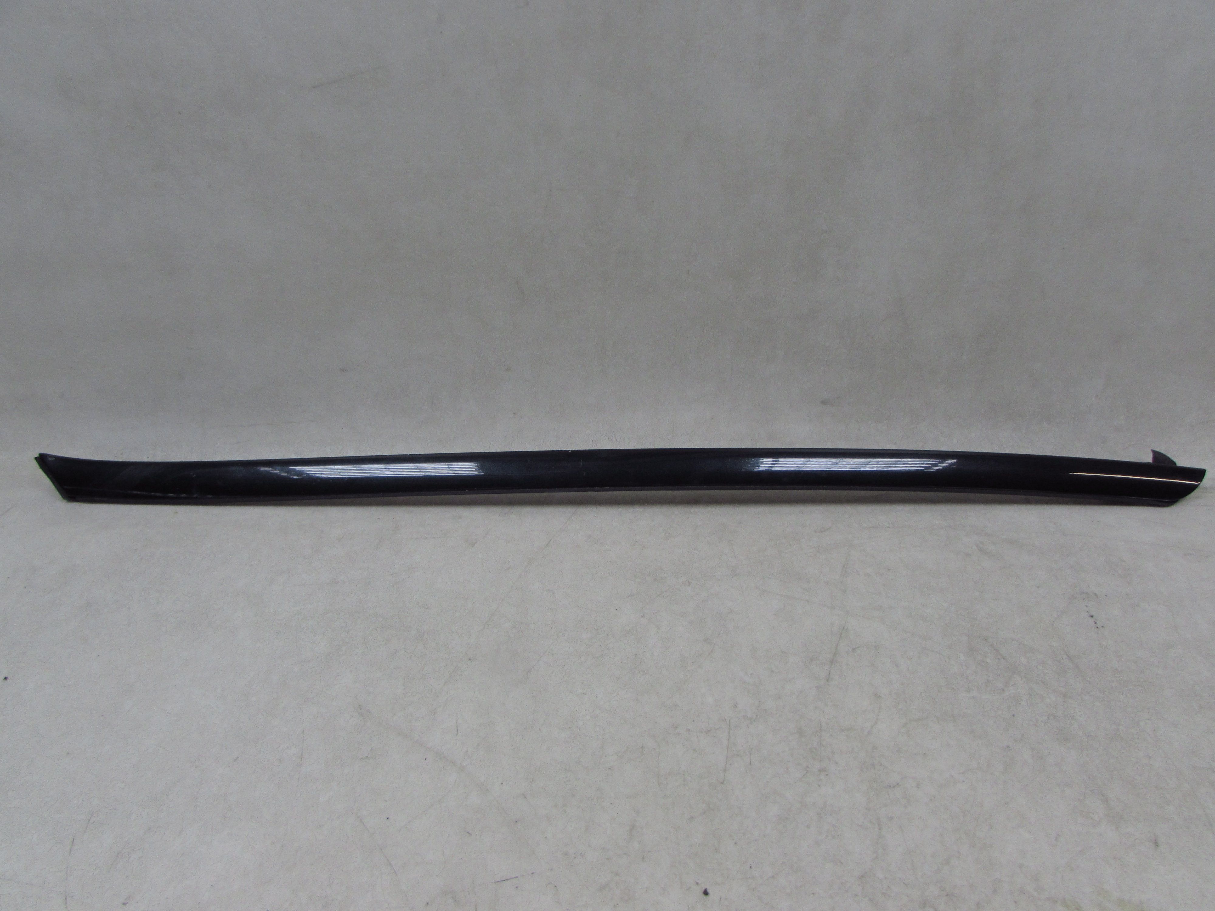 VOLVO XC60 08-07 LISTWA USZCZELKA ZASLEPKA DACHOWA DACHU LEWA 452-26