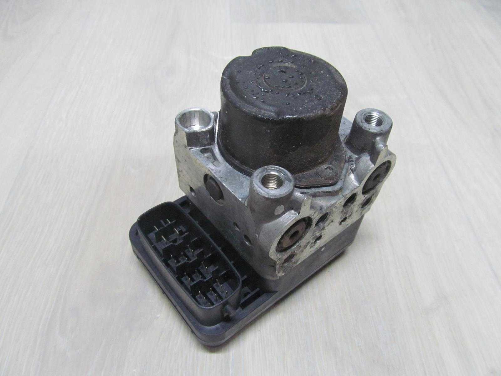 DAIHATSU TERIOS 00-05 POMPA HAMULCOWA ABS 44510-87404 89540-87402