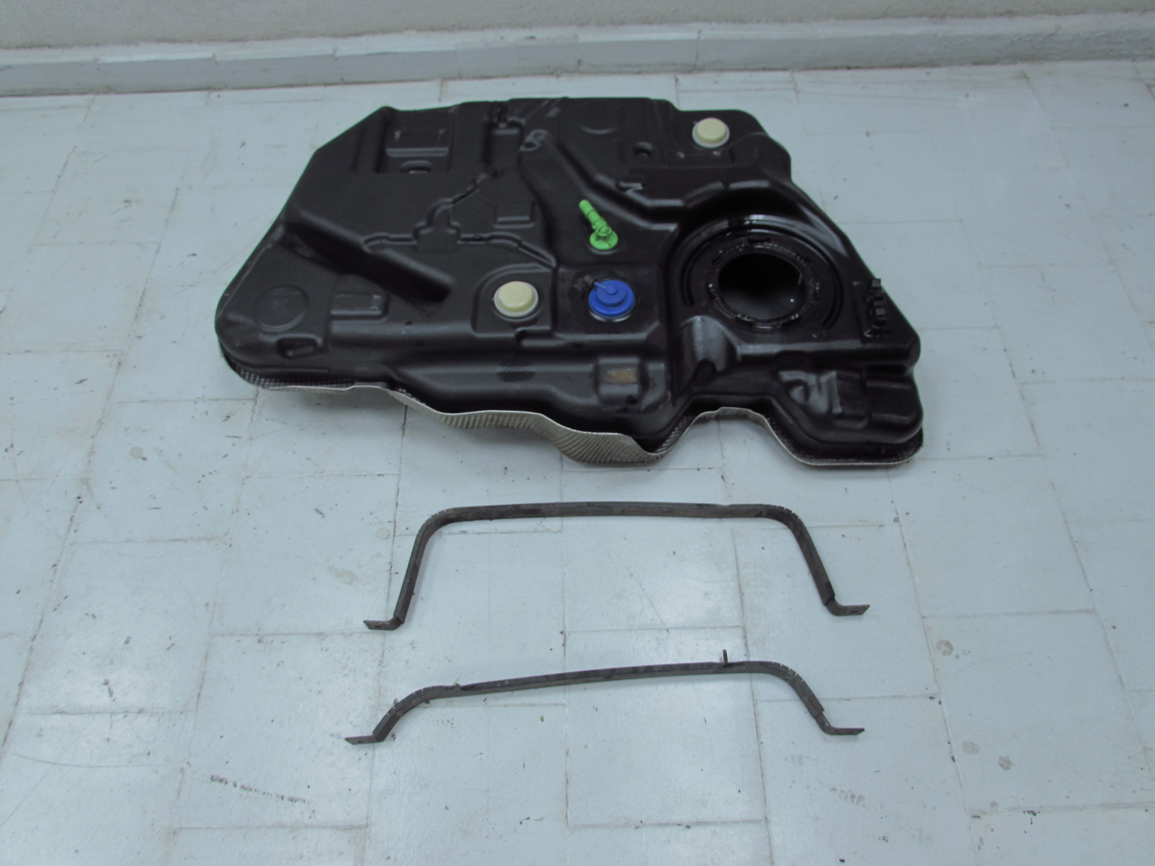 FORD GALAXY MK4 S-MAX II ZBIORNIK BAK PALIWA E1G3-9K007-BE FORD GALAXY MK4 S-MAX II ZBIORNIK BAK PALIWA E1G3-9K007-BE