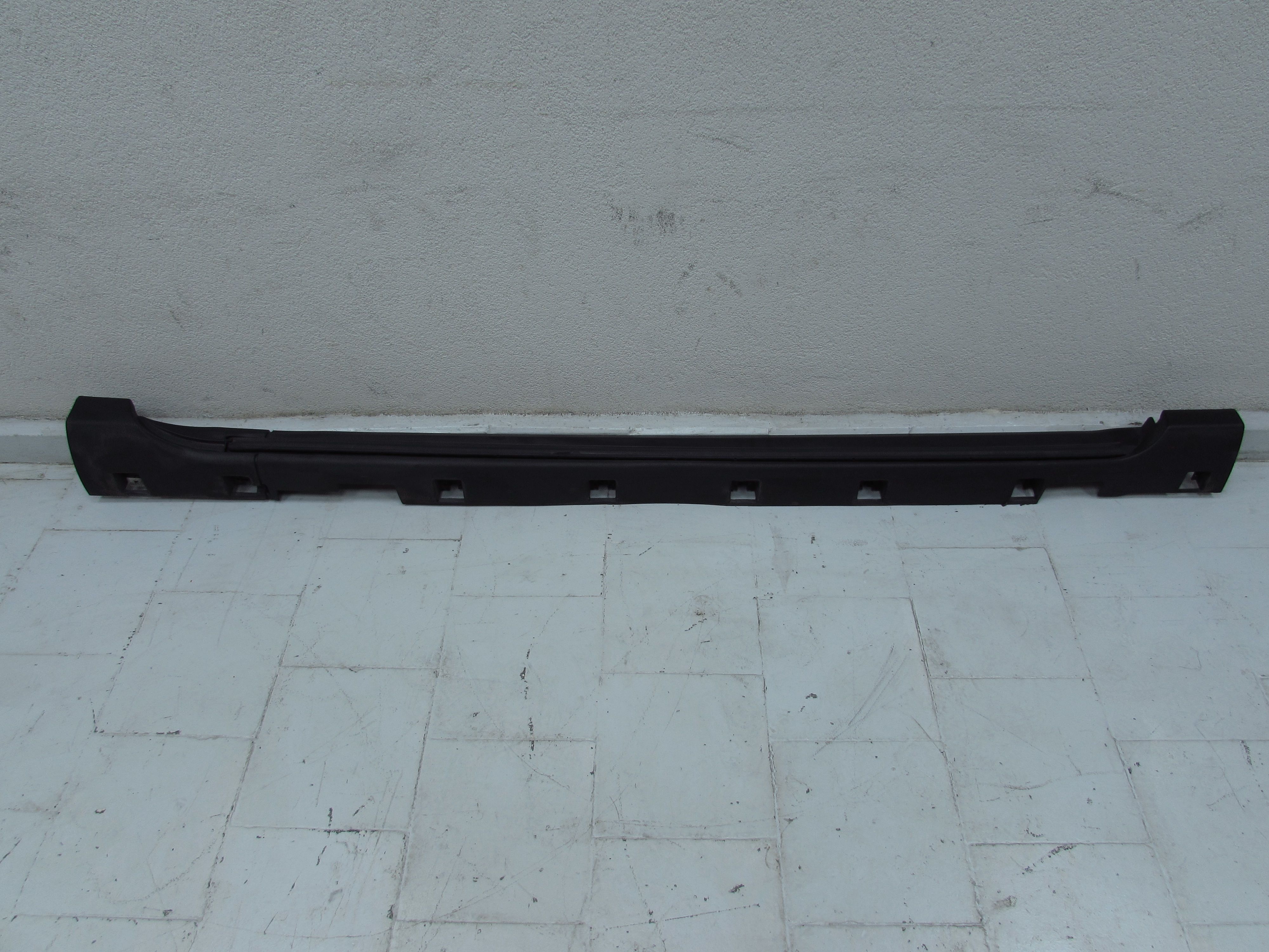 FORD GALAXY MK4 S-MAX II 15-23 LISTWA PROGOWA OSLONA PROGU PRAWA EM2B-R101D56-A EM2B-R101A04-A FORD GALAXY MK4 S-MAX II 15-23 LISTWA PROGOWA OSLONA PROGU PRAWA EM2B-R101D56-A EM2B-R101A04-A