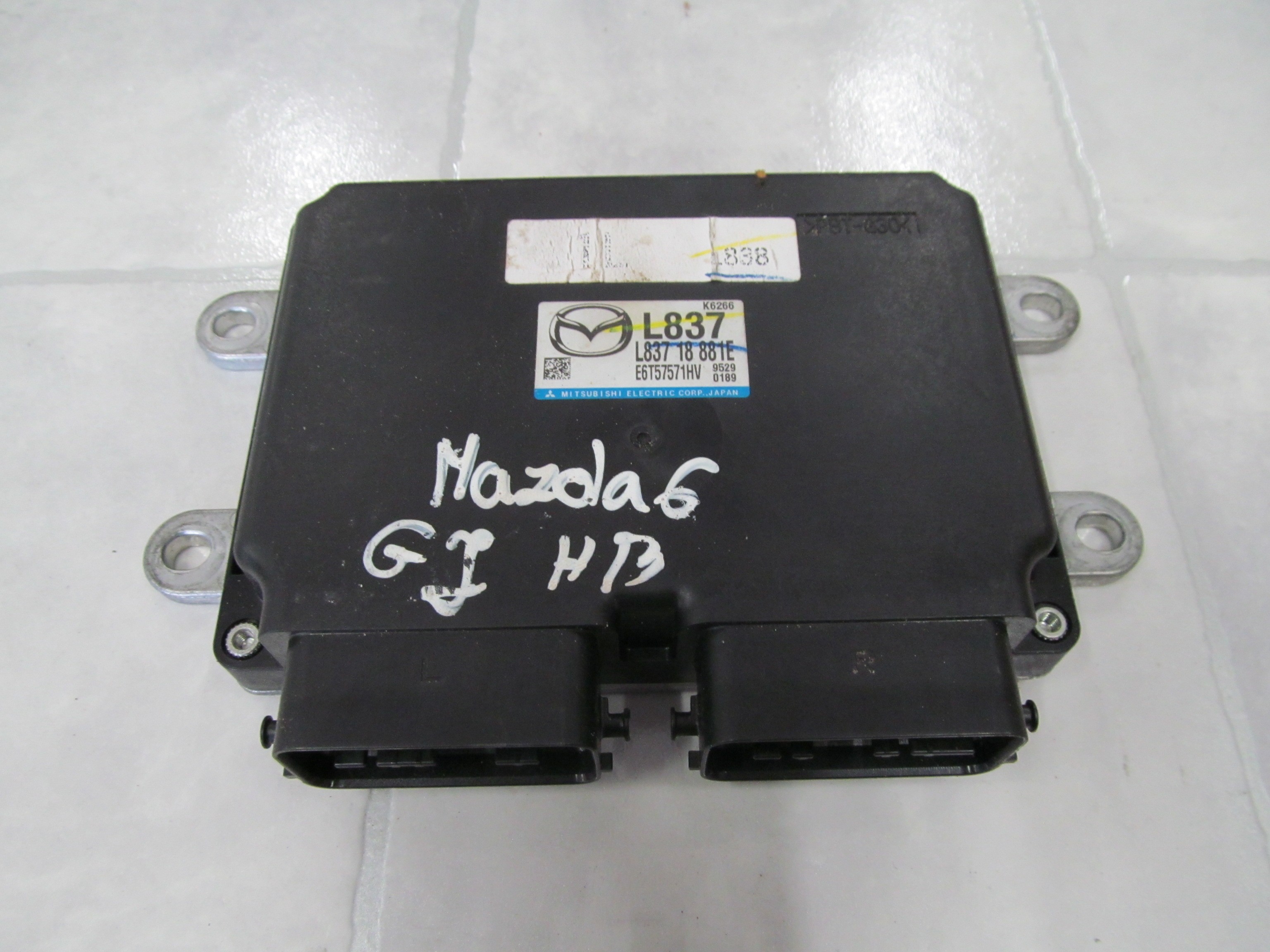MAZDA 6 1.8 08- KOMPUTER STEROWNIK SILNIKA L83718881E
