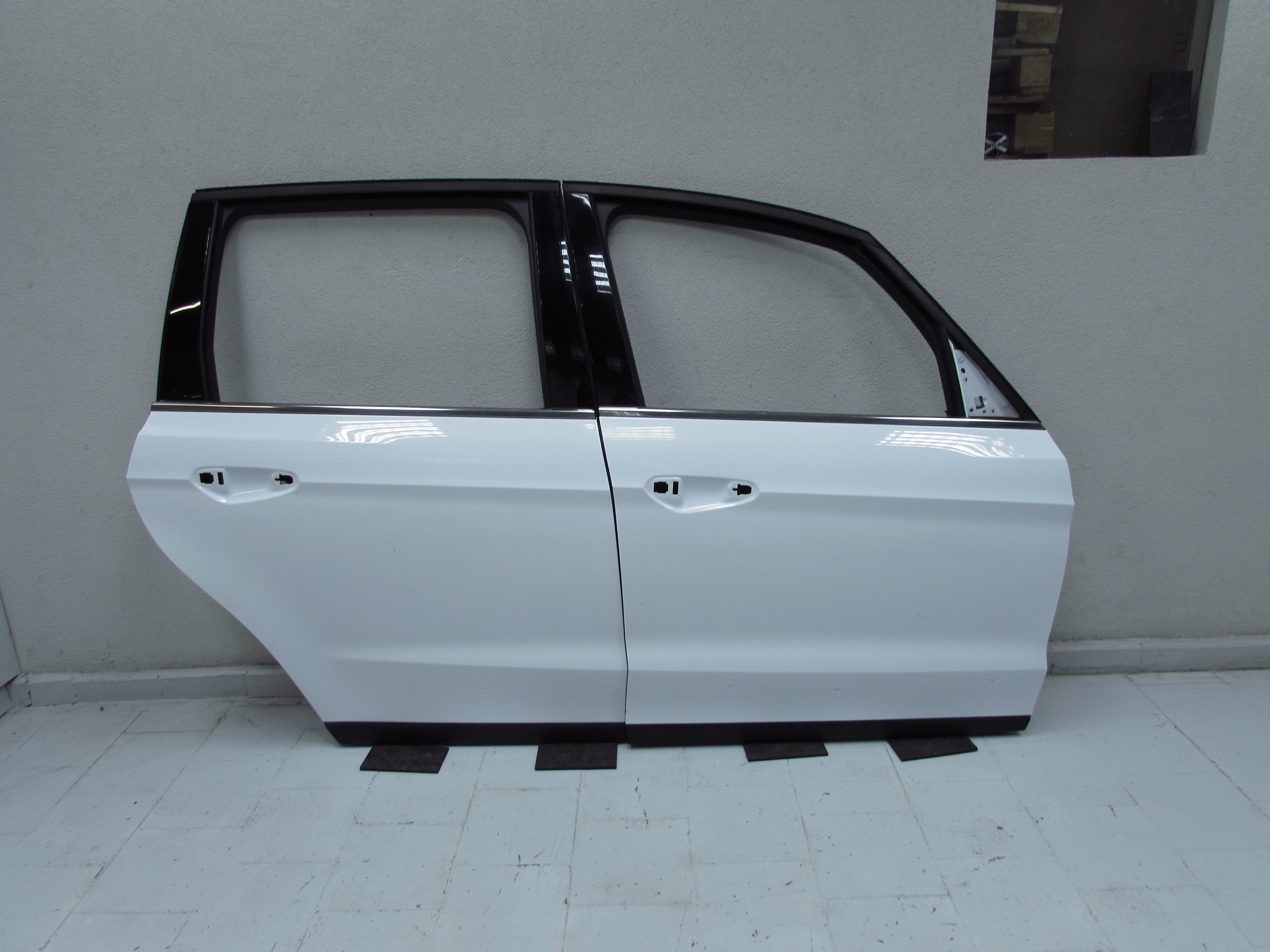FORD GALAXY MK4 15-23 DRZWI TYL PRAWE TYLNE FROZEN WHITE H7 FORD GALAXY MK4 15-23 DRZWI TYL PRAWE TYLNE FROZEN WHITE H7