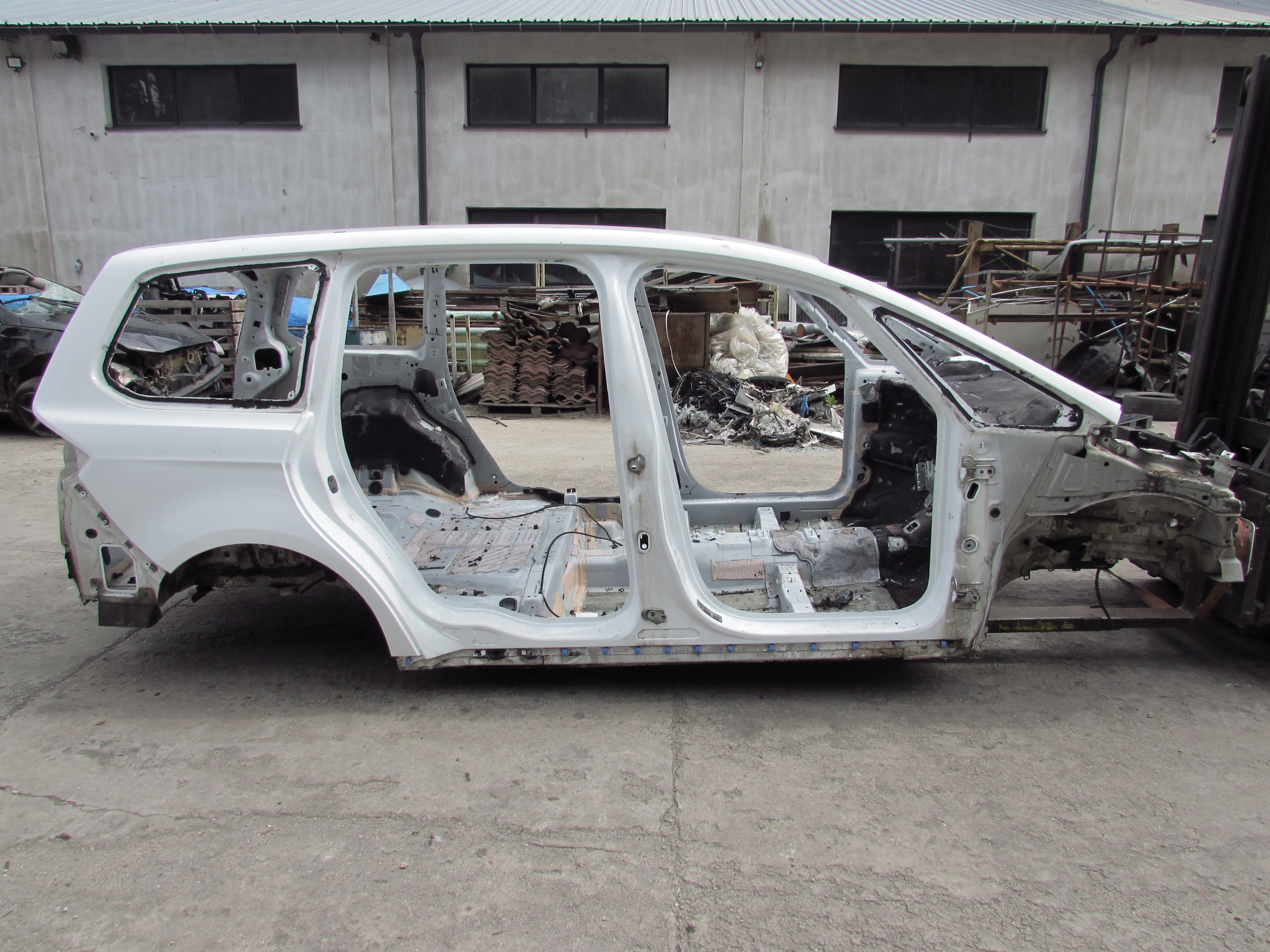FORD GALAXY MK4 15-23 POSZYCIE PROG SLUPEK PRAWY H7 FROZEN WHITE