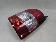 VW TRANSPORTER MULTIVAN T5 LIFT 09-15 LAMPA TYL PRAWA DRZWI SKRZYDELKA 7H0945096L
