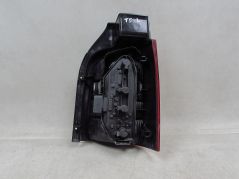 VW TRANSPORTER MULTIVAN T5 LIFT 09-15 LAMPA TYL LEWA DRZWI SKRZYDELKA 7H0945095L