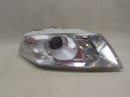 SKODA OCTAVIA II 04-08 LAMPA PRZOD PRAWA REFLEKTOR XENON UK