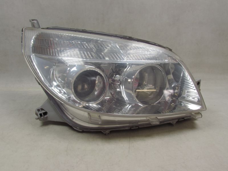 DAIHATSU TERIOS II 06-16 LAMPA REFLEKTOR PRZOD PRAWA STANLEY UK