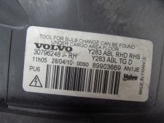 VOLVO S60 II V60 10-13 LAMPA REFLEKTOR PRZOD PRAWY BIXENON SKRETNY UK 30796248