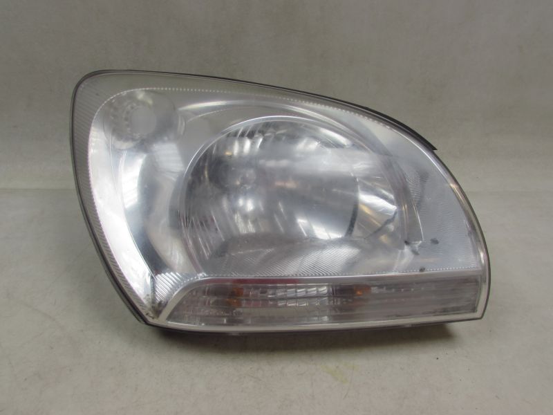 KIA SPORTAGE II 04-10 LAMPA PRZOD PRAWA UK 92101-1F0