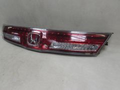 HONDA CIVIC VIII UFO LIFT 08-11 TYPE-S TYPE-R LAMPA BLENDA LISTWA KLAPY TYL 132-17165