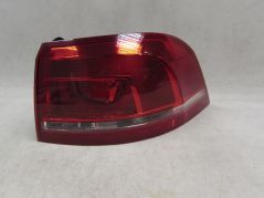 VW PASSAT B7 KOMBI 10-15 LAMPA TYL PRAWA BLOTNIKA 3AF945096