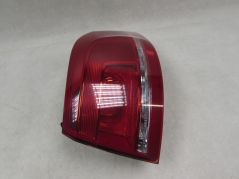 VW PASSAT B7 KOMBI 10-15 LAMPA TYL PRAWA BLOTNIKA 3AF945096