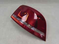 VW PASSAT B7 KOMBI 10-15 LAMPA TYL PRAWA BLOTNIKA 3AF945096