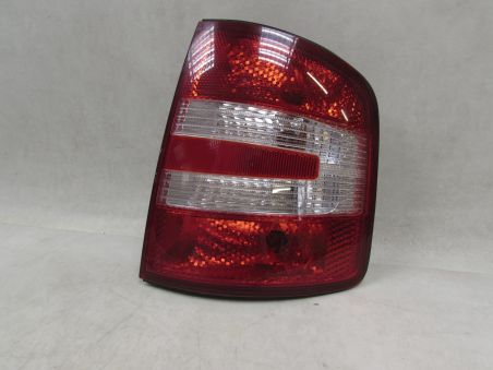 SKODA FABIA I SEDAN KOMBI LIFT 04-08 LAMPA TYL PRAWA 6Y9945112