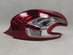 PEUGEOT 208 HB 12-15 LAMPA TYL PRAWA LED 9672628380