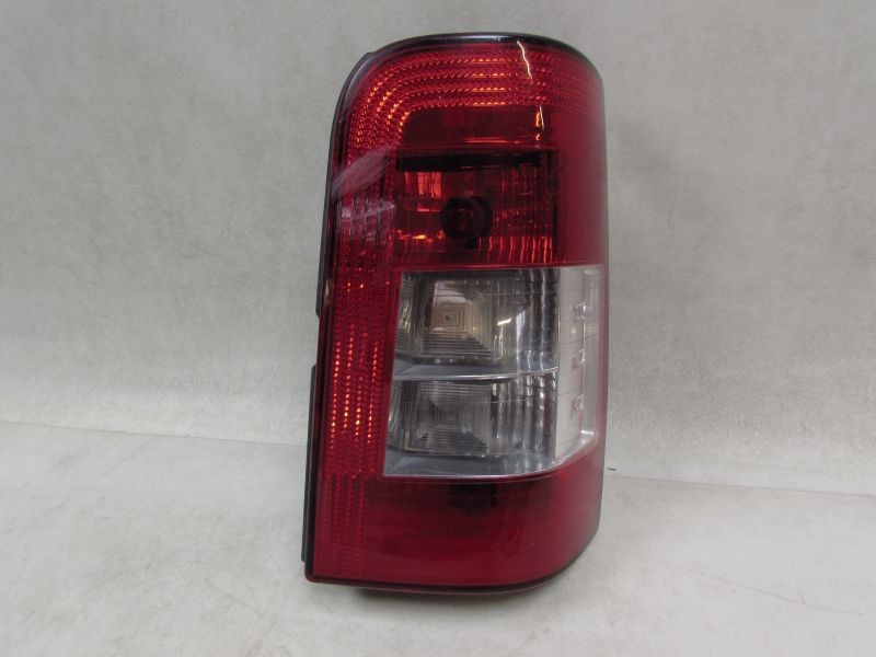 CITROEN BERLINGO PARTNER LIFT 04-10 LAMPA TYL PRAWA 9657976980 9657976780