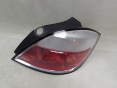 OPEL ASTRA H HB 04-11 LAMPA TYL PRAWA 24451837