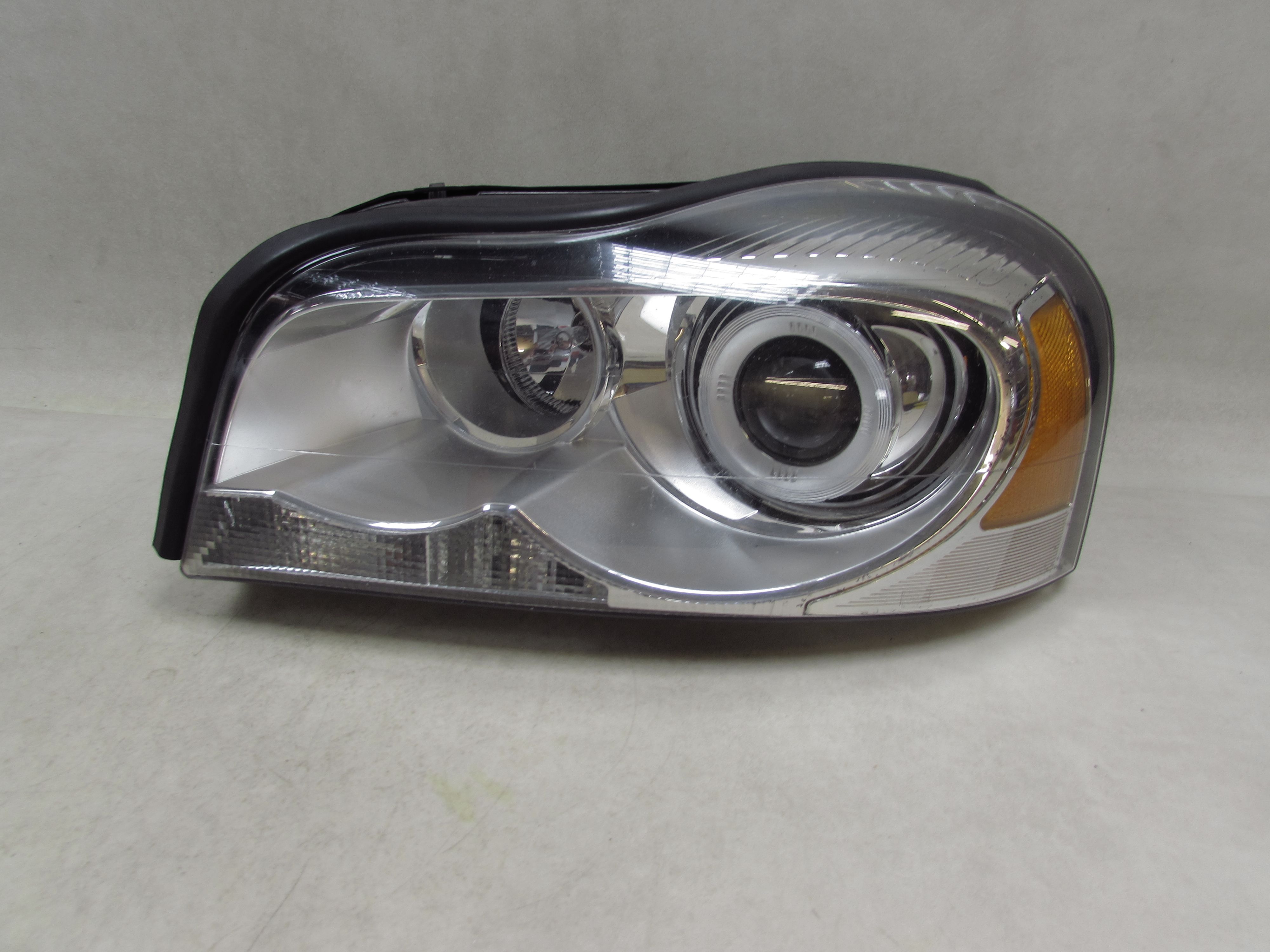 VOLVO XC90 I LIFT 07-14 LAMPA REFLEKTOR LEWY PRZOD BI XENON SKRETNY UK EU 31446874 89034934 VOLVO XC90 I LIFT 07-14 LAMPA REFLEKTOR LEWY PRZOD BI XENON SKRETNY UK EU 31446874 89034934