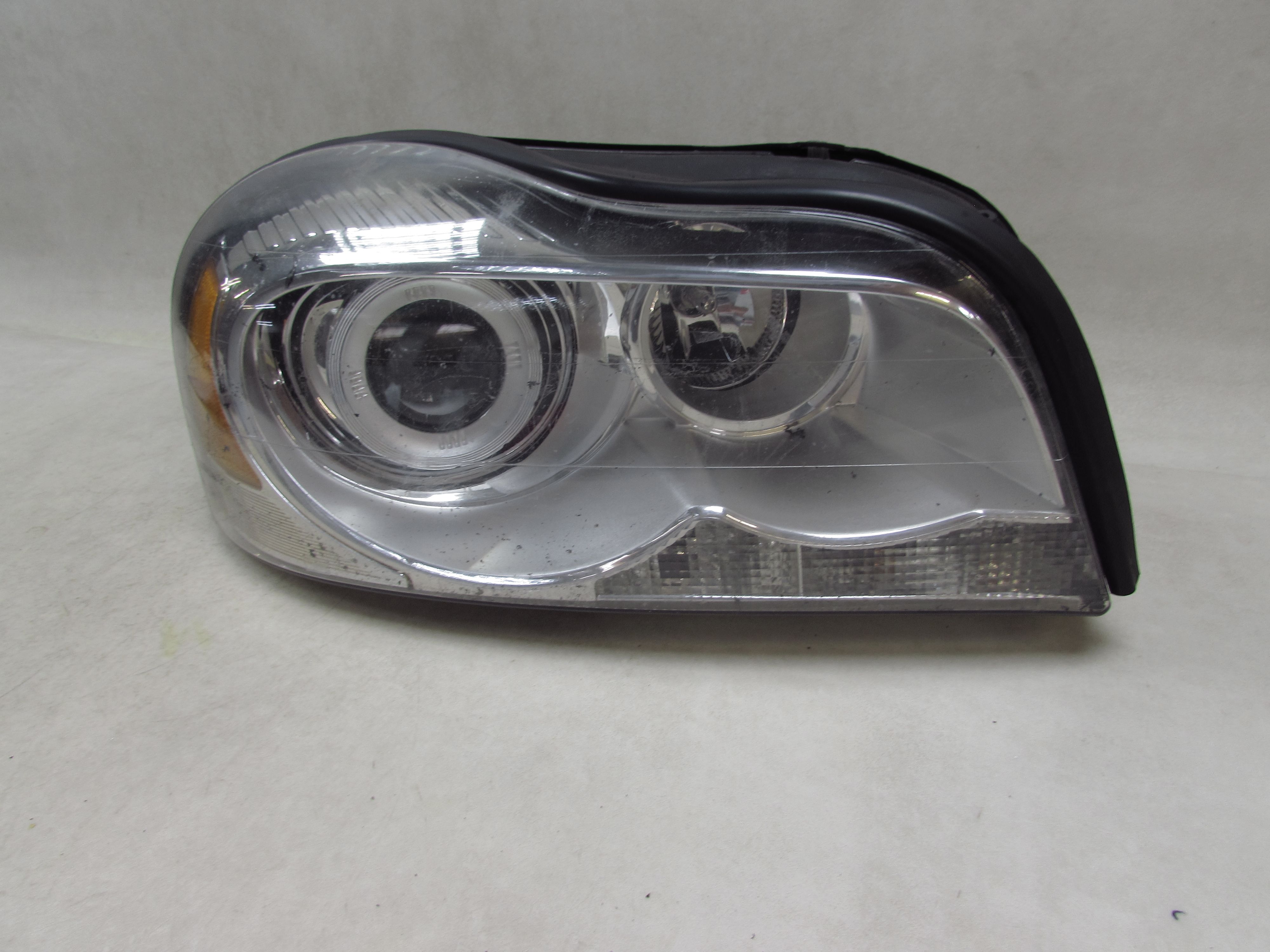 VOLVO XC90 I LIFT 07-14 LAMPA REFLEKTOR PRAWY PRZOD BI XENON SKRETNY UK EU 31290895 VOLVO XC90 I LIFT 07-14 LAMPA REFLEKTOR PRAWY PRZOD BI XENON SKRETNY UK EU 31290895