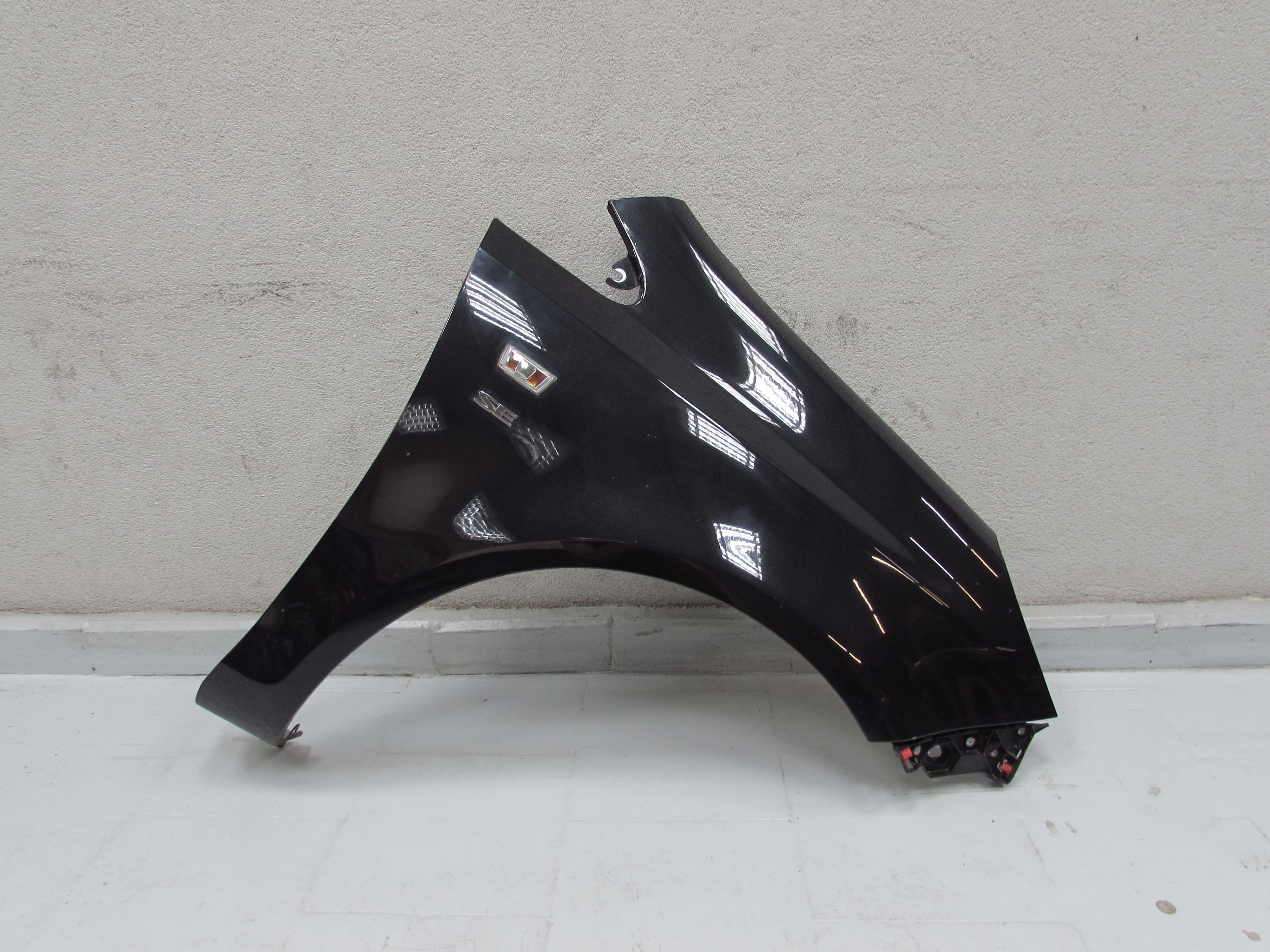 OPEL CORSA D 06-14 BLOTNIK PRAWY PRZOD Z22C DO ZALOZENIA