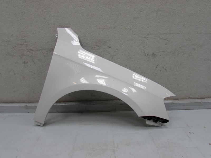 VW PASSAT B7 10-15 BLOTNIK PRAWY PRZOD LB9A DO ZALOZENIA