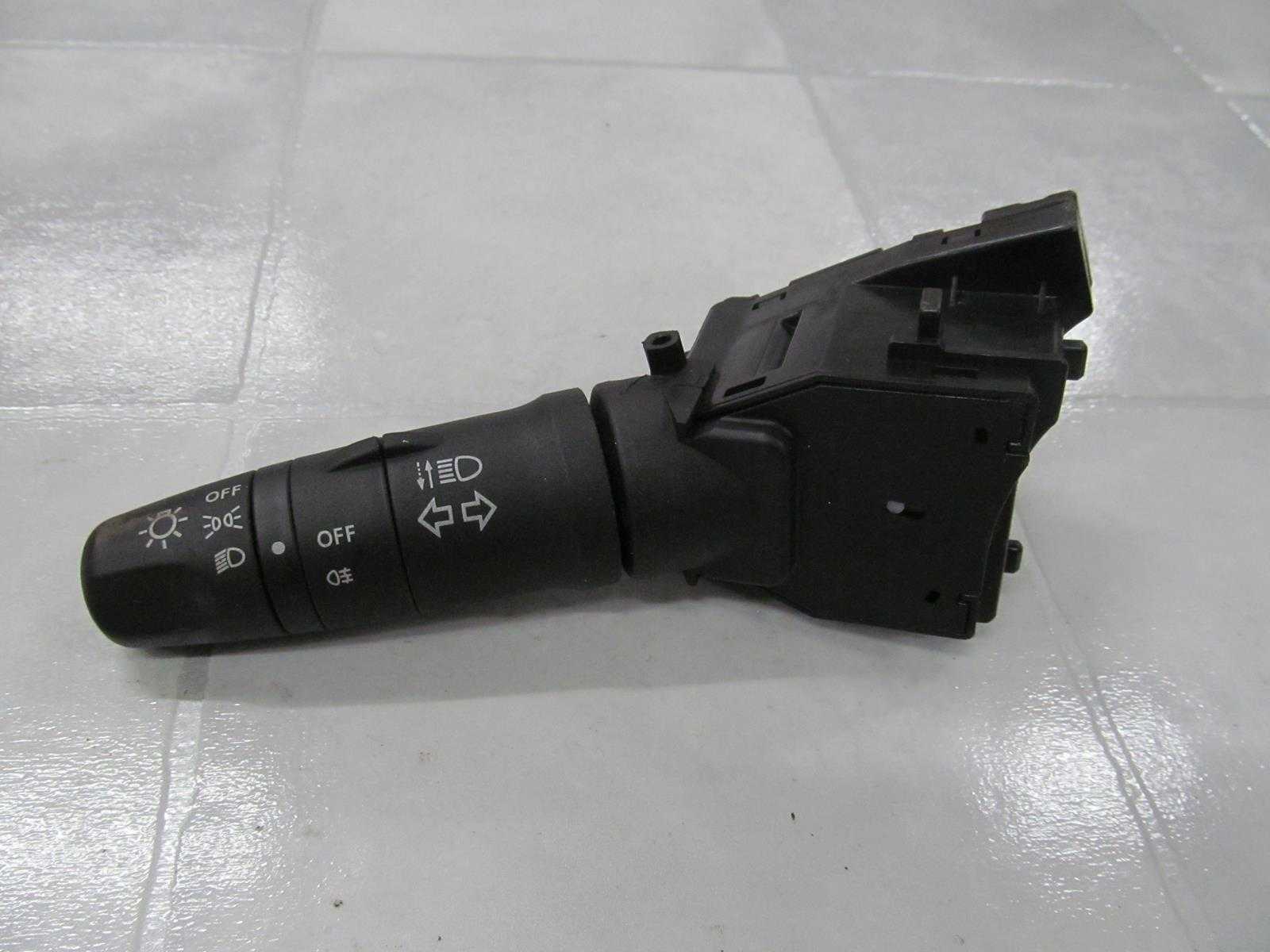 NISSAN PRIMERA P12 01-07 MANETKA PRZELACZNIK SWIATEL 25540AV620