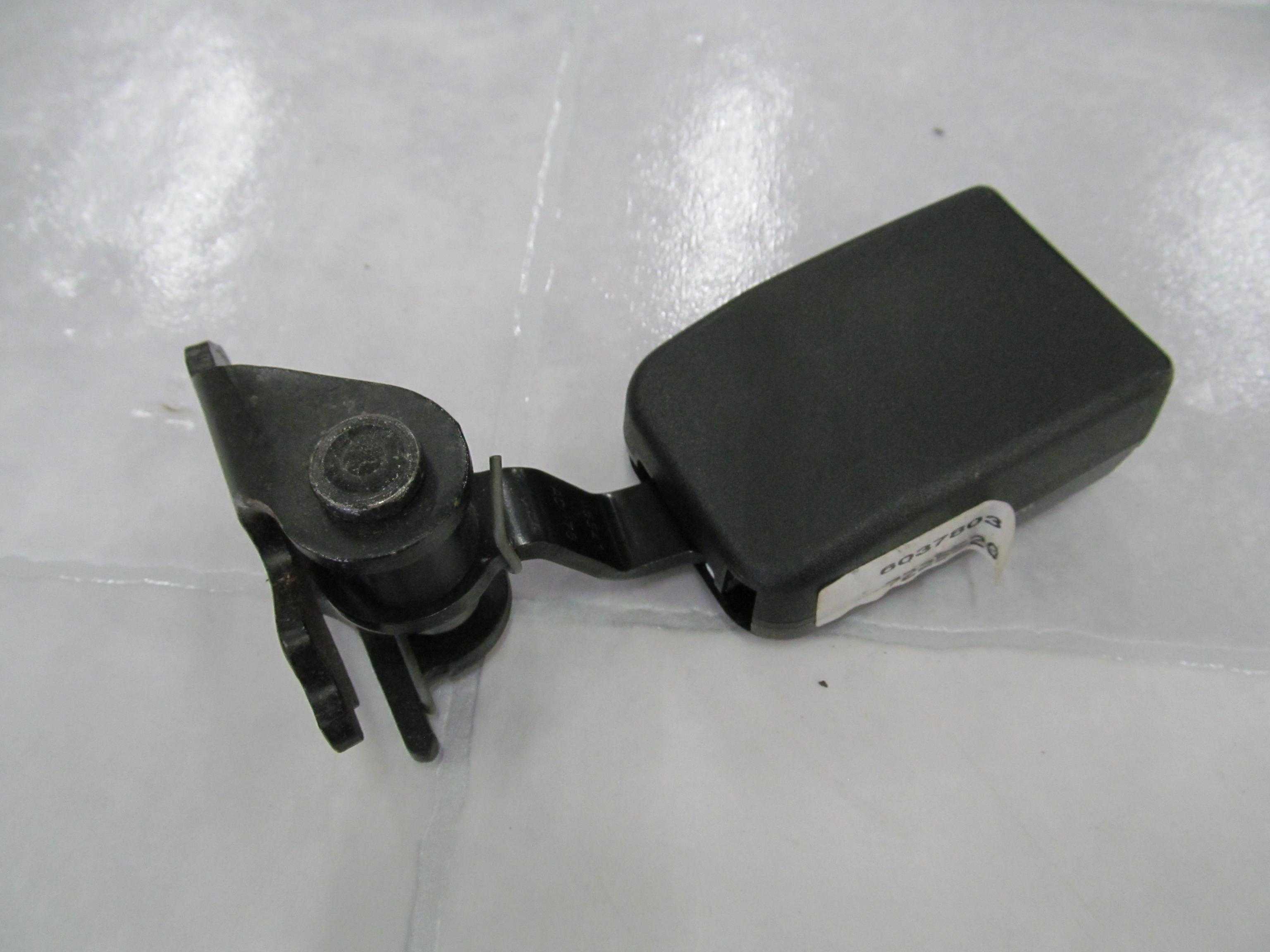 PEUGEOT 407 COUPE 05- KLAMRA ZAPINKA PASA TYL