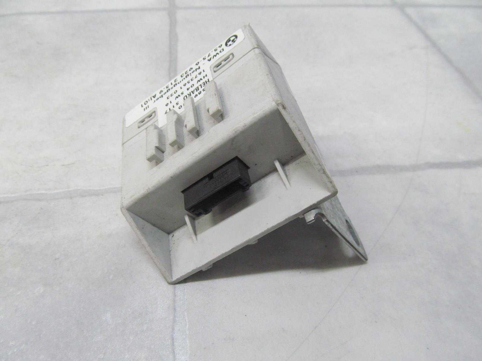 BMW E39 96-03 STEROWNIK CZUJNIK POMPY  65.75-6923215.9
