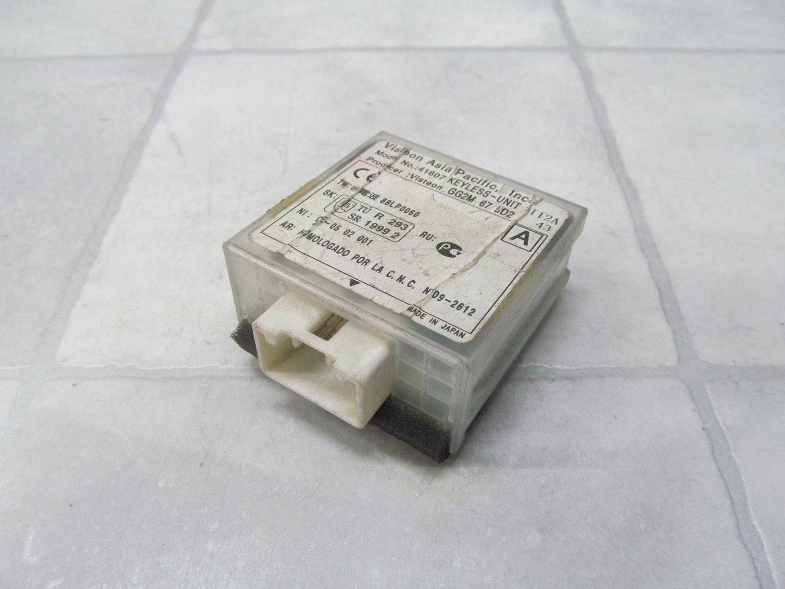 MAZDA 323F BJ 98-03 MODUL IMMO GG2M675D2