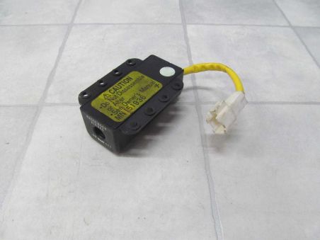 MITSUBISHI GRANDIS 03-11 WYLACZNIK AIRBAG MN151936