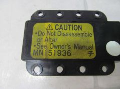 MITSUBISHI GRANDIS 03-11 WYLACZNIK AIRBAG MN151936
