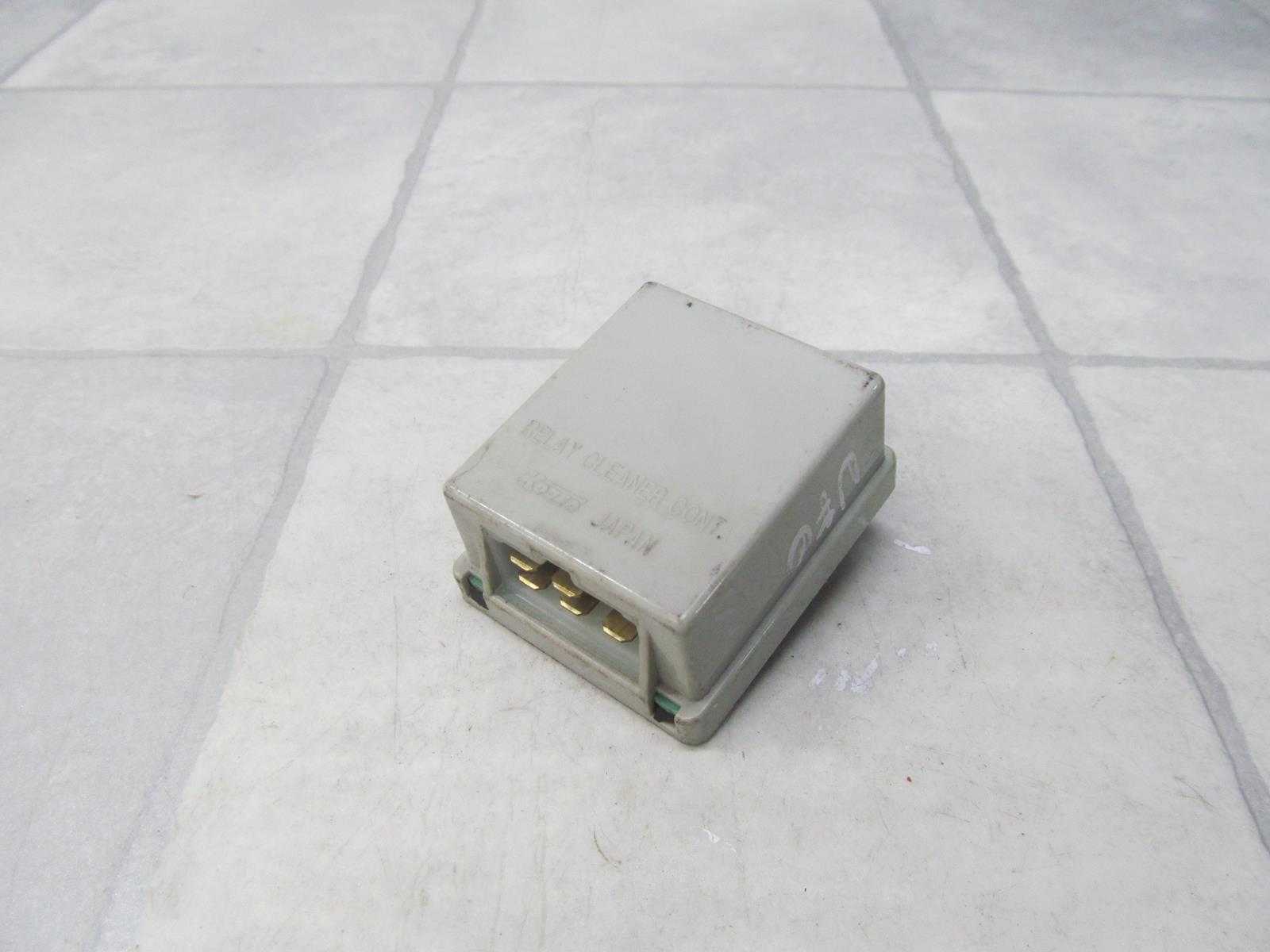 HONDA CIVIC VIII 06-11 RELAY CLEANER CONT.D76C