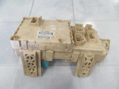 TOYOTA AVENSIS T25 03-09 SKRZYNKA BEZPIECZNIKOW 82641-CA020F