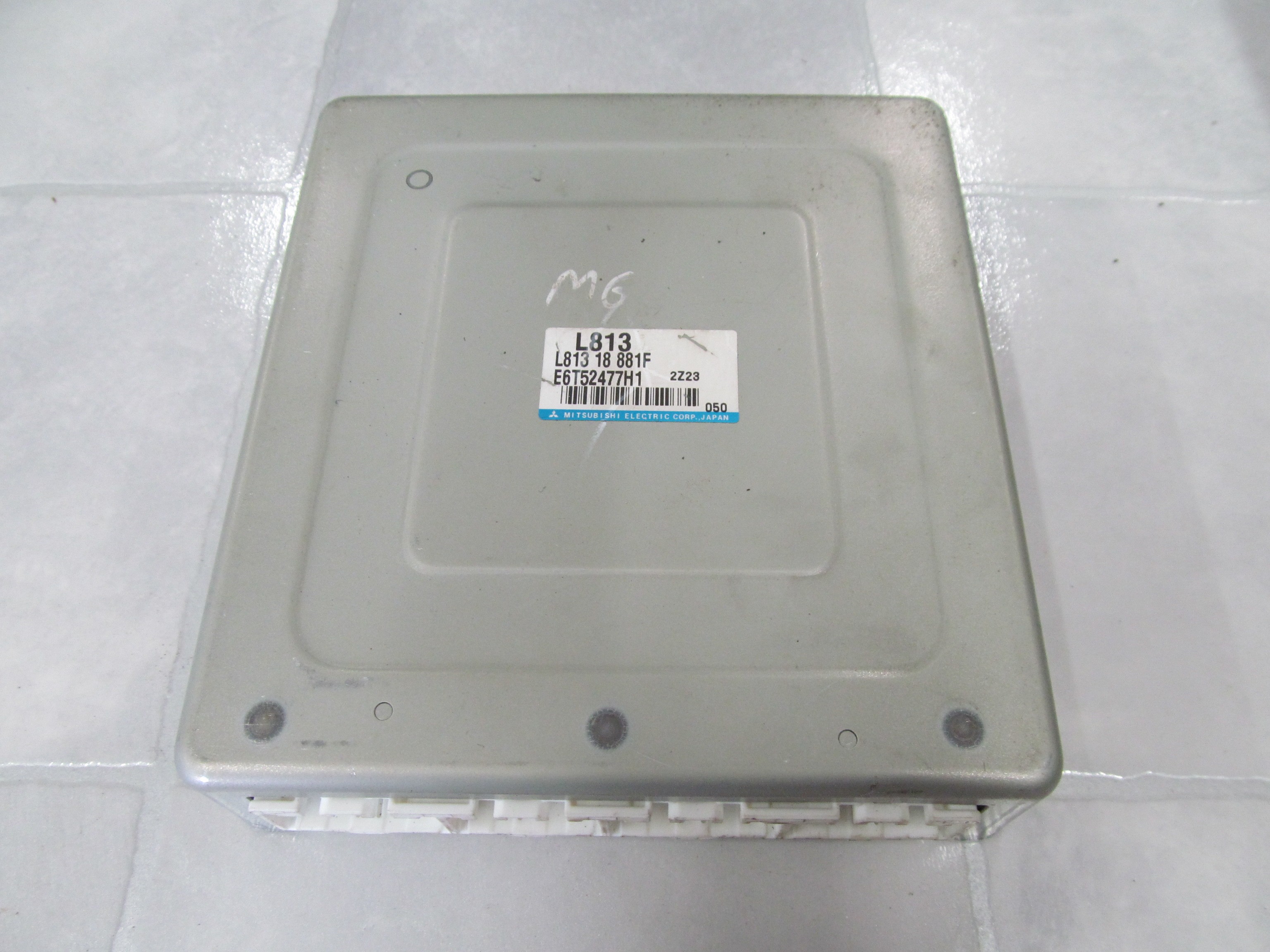 MAZDA 6 1.8 02- KOMPUTER STEROWNIK SILNIKA L81318881F E6T52477H1