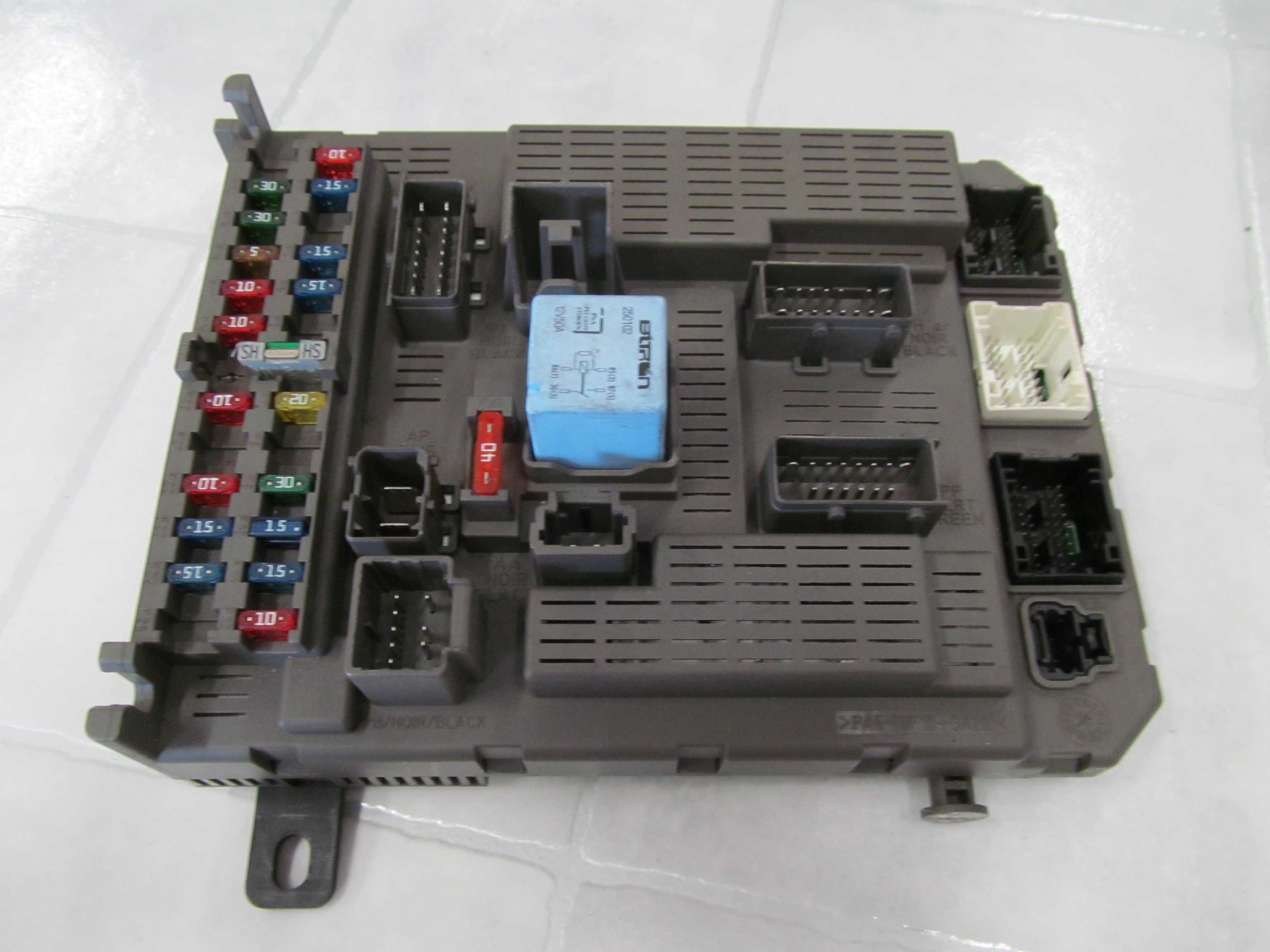 PEUGEOT CITROEN MODUL SKRZYNKA BSI 9645352980