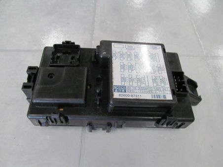 DAIHATSU TERIOS 97-05 SKRZYNKA BEZPIECZNIKOW 2600-87411